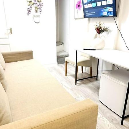 L2 City Centre Loft With Ac Budapest Kültér fotó